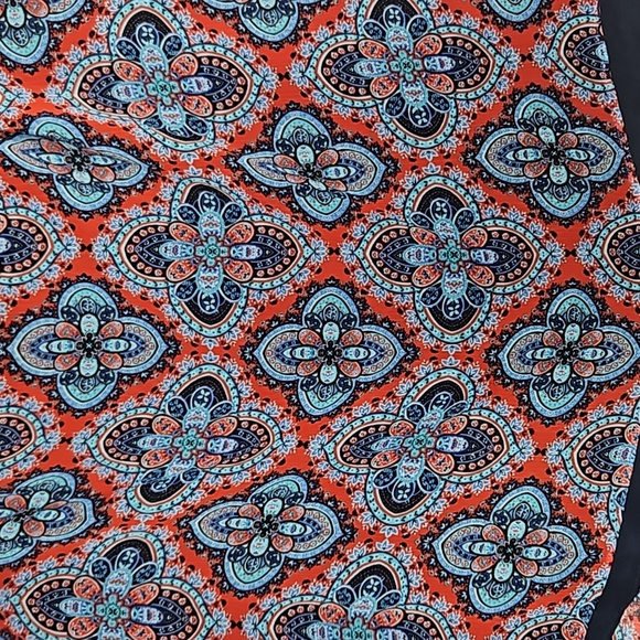 41 Hawthorn Sleeveless Paisley Blouse Red Navy Turquoise High Low Hem Size M - Picture 8 of 16